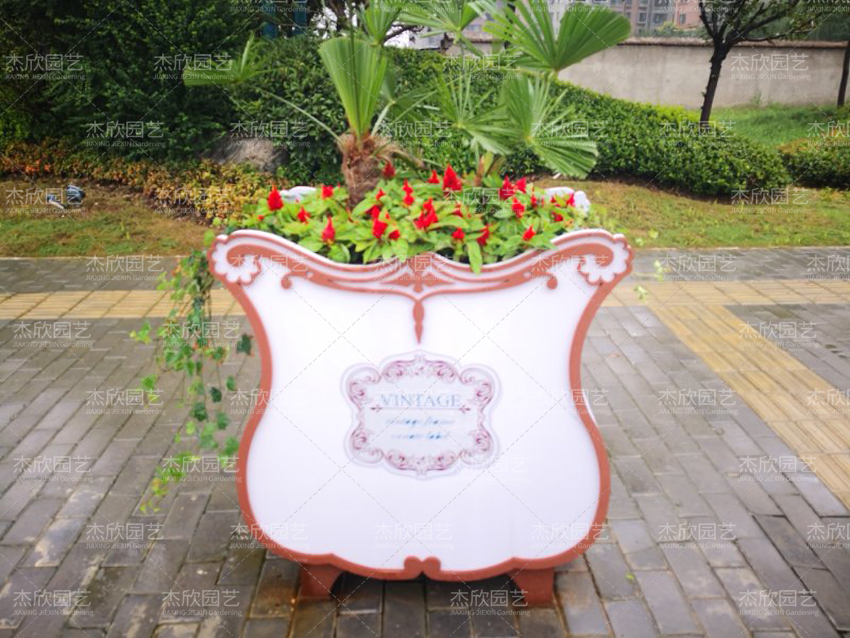 鋁合金花箱、PVC花箱孰好孰壞？