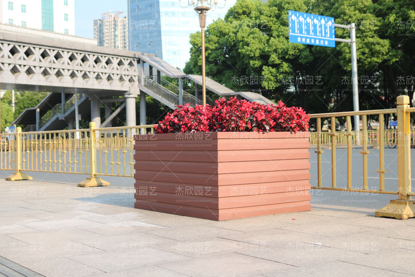 室外花箱和室內(nèi)花箱有什么區(qū)別？