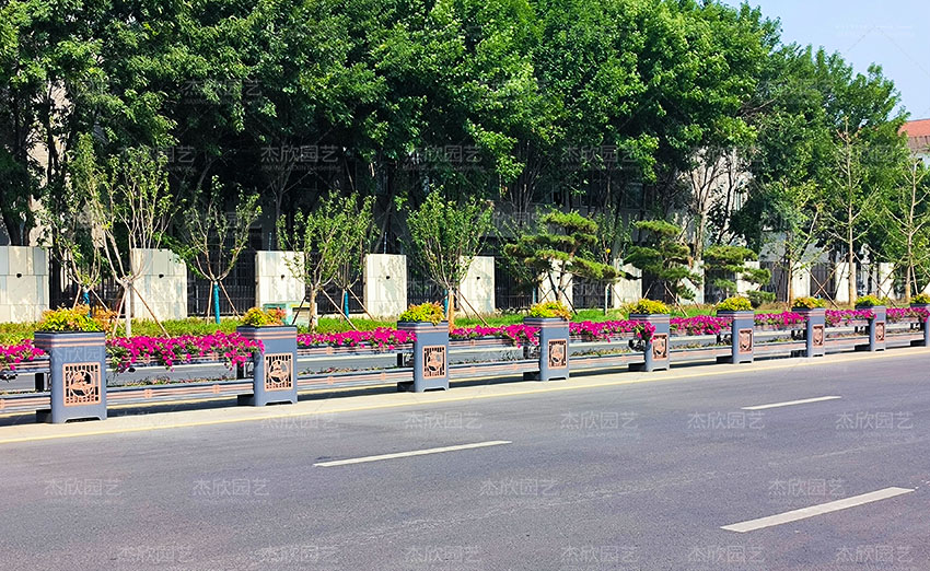 花箱在城市道路綠化中的作用有多少？